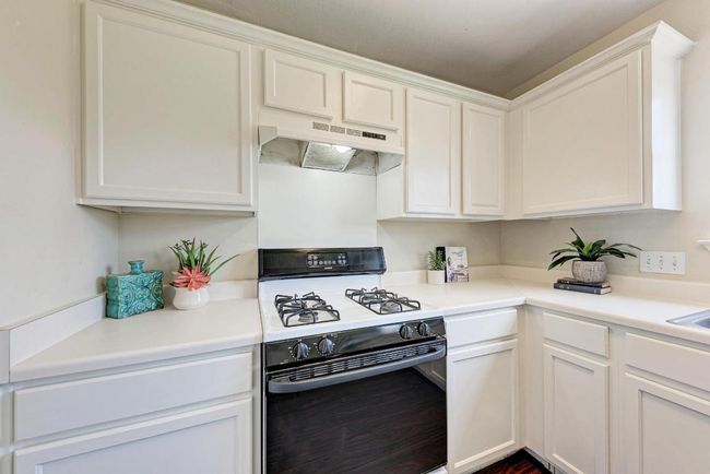 Kitchen | Image 15