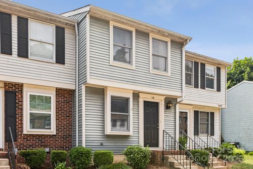 apt-c-9445 Lexington Cir, Charlotte, NC, 28213-8221 | Card Image