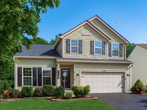 7488 Old River Dr, Blacklick, OH, 43004-7125 | Card Image