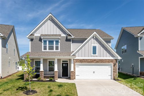 615 Fox Cove Rd, Hendersonville, NC, 28792-0653 | Card Image
