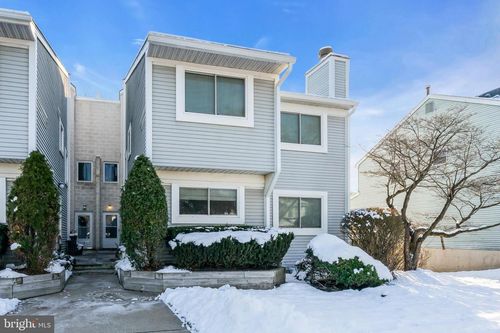 14 Greenridge Cir, NEWTOWN, PA, 18940-2306 | Card Image