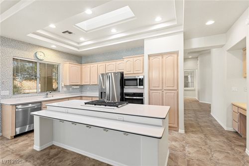 10548 Findlay Ave, Las Vegas, NV, 89134-5215 | Card Image