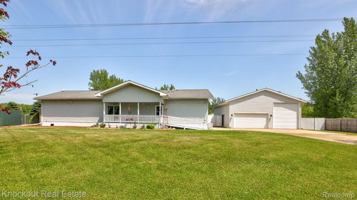 5490 Rupprecht Rd, Vassar, MI, 48768-9234 | Card Image