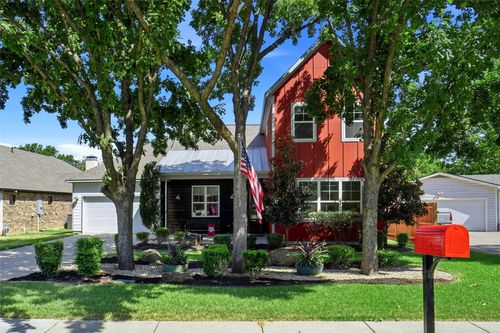 1300 Worthington St, Grapevine, TX, 76051-5027 | Card Image