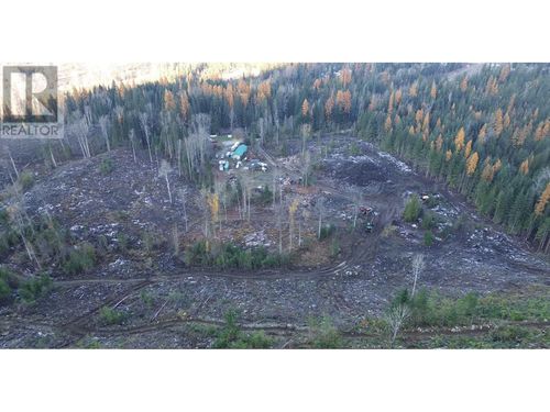 DL 7094 Clement Rd, Kitchener, BC, V0B1W1 | Card Image