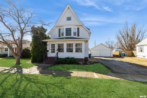 715 5th St, De Witt, IA, 52742-1924 | Card Image