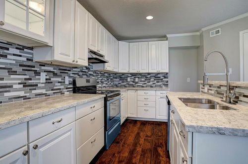 1128-2300 Old Spanish Trl, Houston, TX, 77054-2170 | Card Image