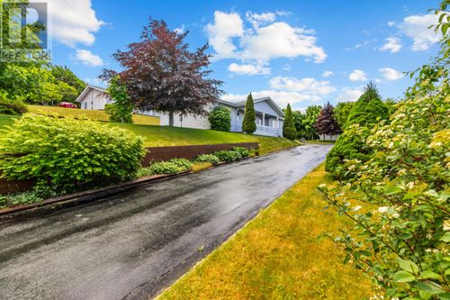 36 Mineral'S Cres, Conception Bay South, NL, A1W4Z8 | Card Image