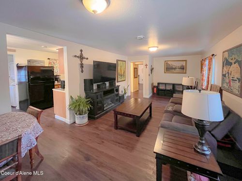 104 N Mill St, Clark Fork, ID, 83811-0260 | Card Image