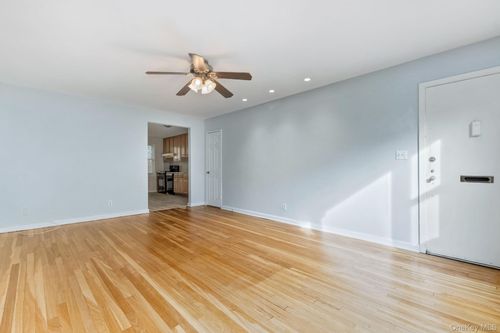apt-a-47 Carpenter Ave, Mount Kisco, NY, 10549-4410 | Card Image