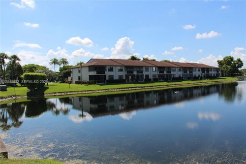215-9459 W Mcnab Rd, Tamarac, FL, 33321-3019 | Card Image