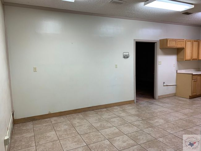 105 E Main St, House other with 2 bedrooms, 1 bathrooms and null parking in Bloomburg TX | Image 15