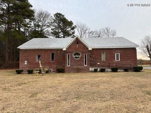 8140 Us Highway 258 N, Farmville, NC, 27828-9523 | Card Image