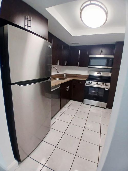 apt-112-3-1200 Sw 50th Ave, North Lauderdale, FL, 33068-4031 | Card Image