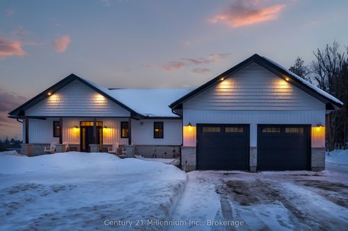 109 Grandore St, Georgian Bluffs, ON, N0H2T0 | Card Image