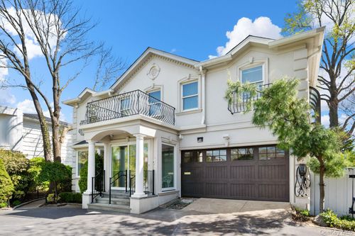 49 Harborview W, Lawrence, NY, 11559-1911 | Card Image