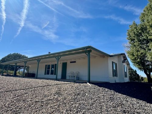 1575 S Roy Rd, Kingman, AZ, 86401-7948 | Card Image