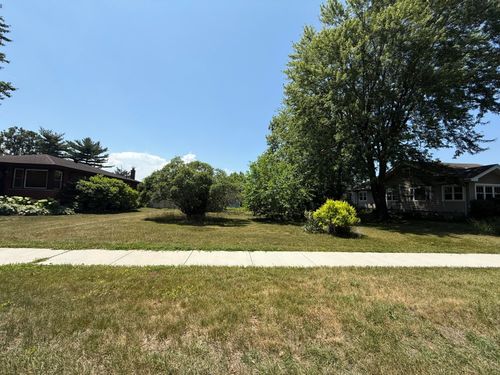 138 N Rensselaer St, Griffith, IN, 46319-2759 | Card Image