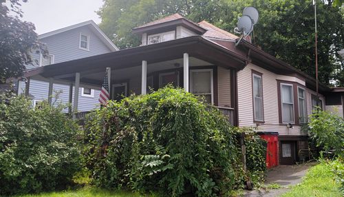 703 S Randolph St, Champaign, IL, 61820-5110 | Card Image