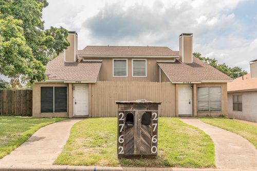2760 Parkchester Dr, Arlington, TX, 76015-1015 | Card Image
