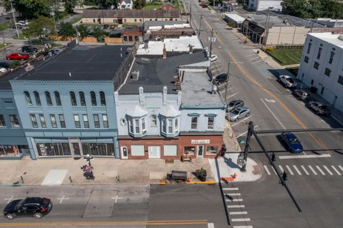 1 N Main St, Winchester, KY, 40391-2605 | Card Image