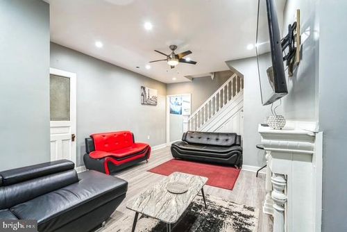 1238 S 46th St, PHILADELPHIA, PA, 19143-3826 | Card Image