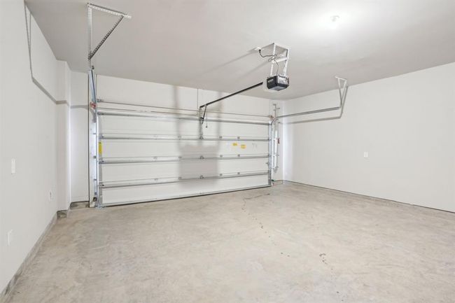 591 Avisa Dr, House other with 3 bedrooms, 3 bathrooms and 2 parking in Kemah TX | Image 47