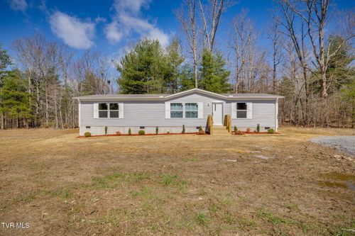 325 Laws Road, Greeneville, TN, 37743 | Card Image