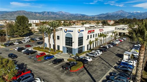 1801 Orange Tree Ln, Redlands, CA, 92374-4589 | Card Image