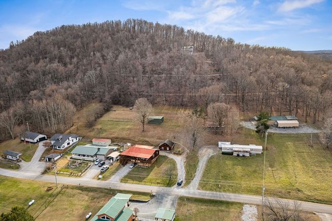 955 Livingston Boatdock Rd, House other with 2 bedrooms, 2 bathrooms and 4 parking in Allons TN | Image 59