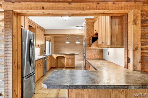 577 Schluersburg Rd, Augusta, MO, 63332-1431 | Card Image