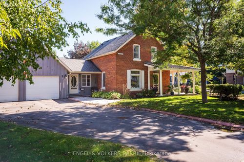 17 Frances St N, Barrie, ON, L4N1Z3 | Card Image