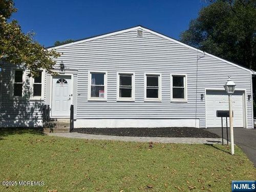 11 Lammers St, Hazlet, NJ, 07730-1843 | Card Image