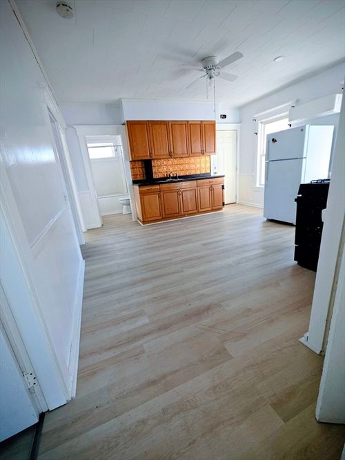 3-850 County St, New Bedford, MA, 02740-6924 | Card Image