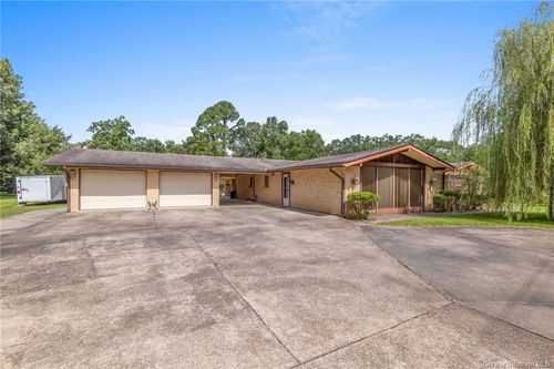 1831 N Cutting Ave, Jennings, LA, 70546-3203 | Card Image