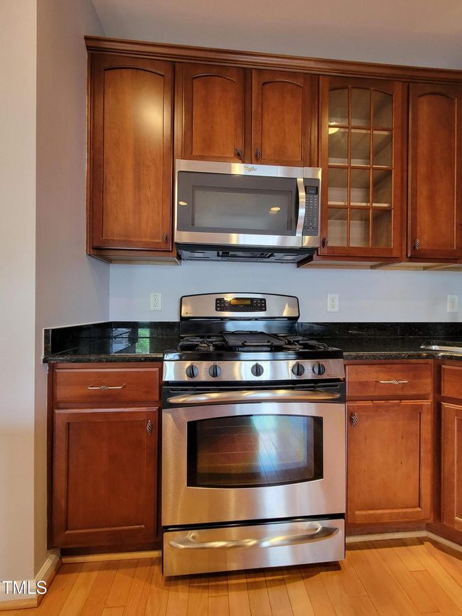 Kitchen Gas Range | Image 8