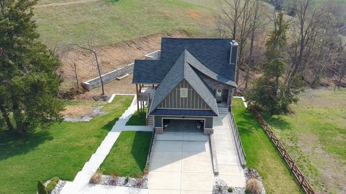 3001 Wixtown Rd, Westmoreland, TN, 37186-2862 | Card Image