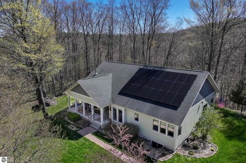 13575 S Beaver Pond Rd, Empire, MI, 49630-9492 | Card Image