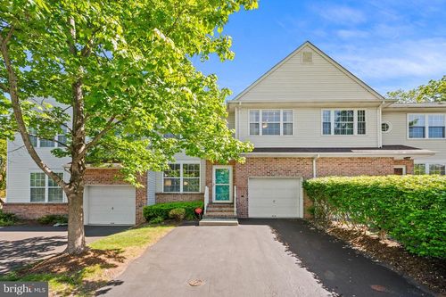 11 Fountayne Ct, Princeton, NJ, 08540-7817 | Card Image