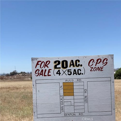 0 0, French Valley, CA, 92596 | Card Image