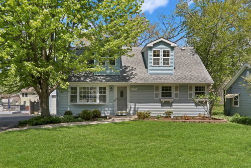 17976 W Big Oaks Rd, Grayslake, IL, 60030-2022 | Card Image