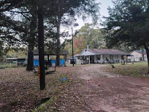 389 Rockdale, Livingston, TX, 77351-4902 | Card Image