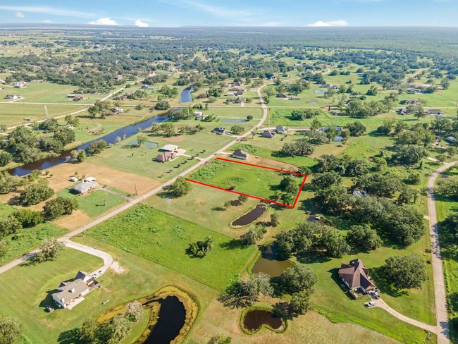 626 Mill Rd, Home with 0 bedrooms, 0 bathrooms and null parking in Angleton TX | Image 7