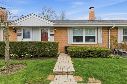 3 Robin Hood Ln, Northfield, IL, 60093-2908 | Card Image