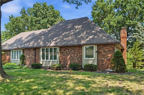 1308 Nw 6th St, Blue Springs, MO, 64014-2216 | Card Image