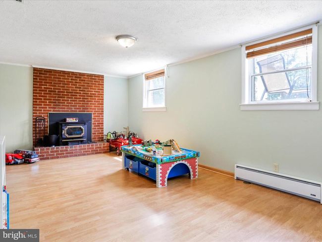 129 Fox Ridge Dr, House other with 3 bedrooms, 3 bathrooms and null parking in MAURERTOWN VA | Image 27