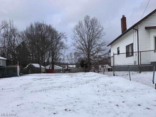 491 Taft Ave, Barberton, OH, 44203-2738 | Card Image