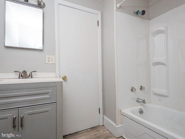 564 Walnut St, Townhouse with 2 bedrooms, 1 bathrooms and null parking in POTTSTOWN PA | Image 16