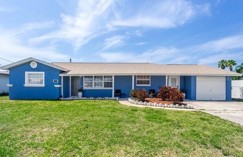 225 Richland Ave, Merritt Island, FL, 32953-3371 | Card Image