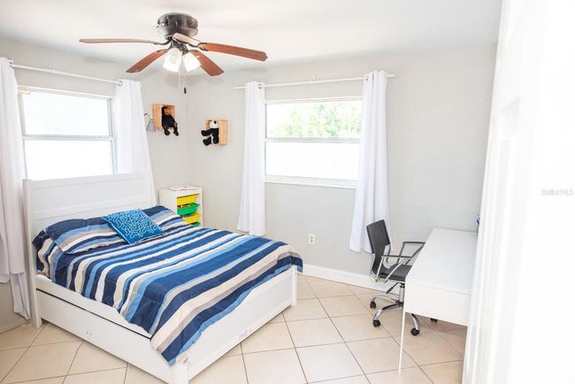 489 Fox Run Trl, House other with 3 bedrooms, 2 bathrooms and null parking in APOLLO BEACH FL | Image 18
